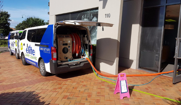 Van Mount Machine of Elite Carpet Cleaning